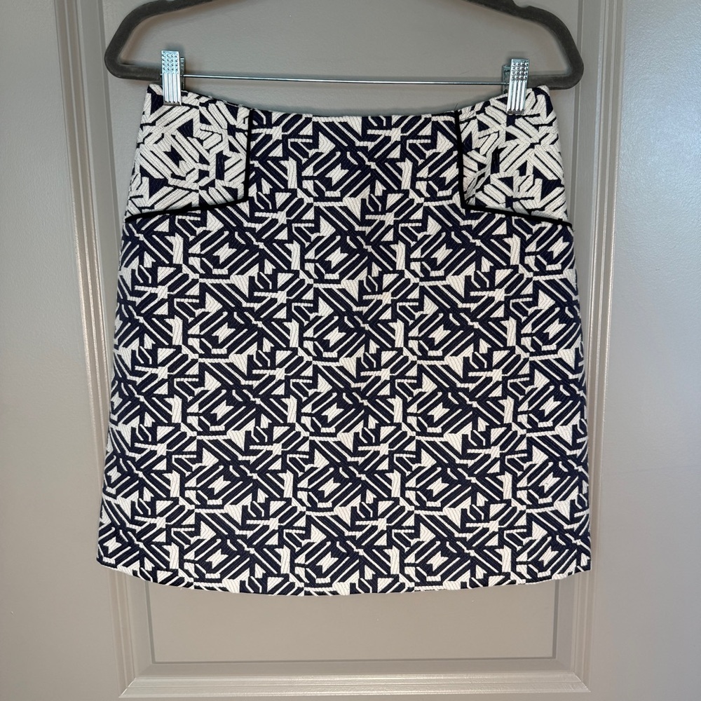 Antonio Melani Navy White Geometric Minimalist Jacquard Mini Skirt | Size 6